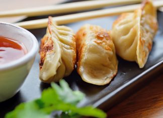 Jak zrobić dobre pierogi – porady praktyczne przepis na pyszne pierogi w praktyce