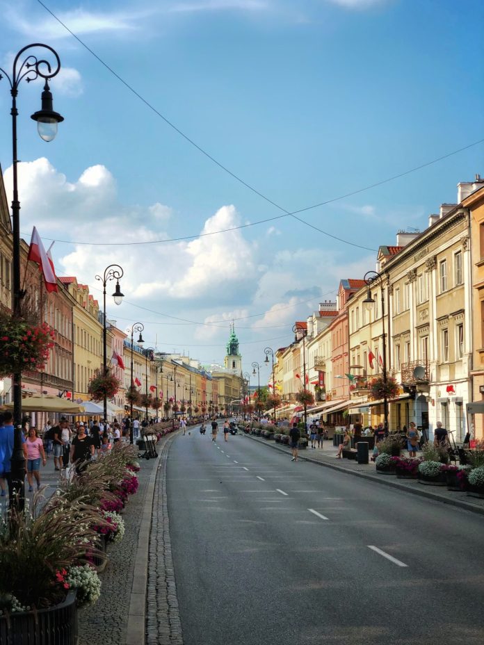 warszawa jedzenie