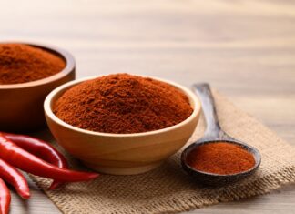 Cynamon, imbir, chili – które przyprawy termogeniczne najlepiej rozpędzają metabolizm? ostre chili suszone w sloiku 1769207855