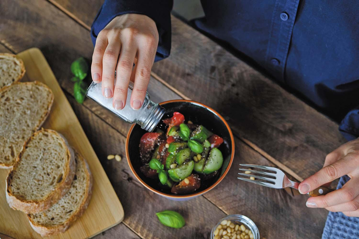 zioła i przyprawy dodają smaku bez soli